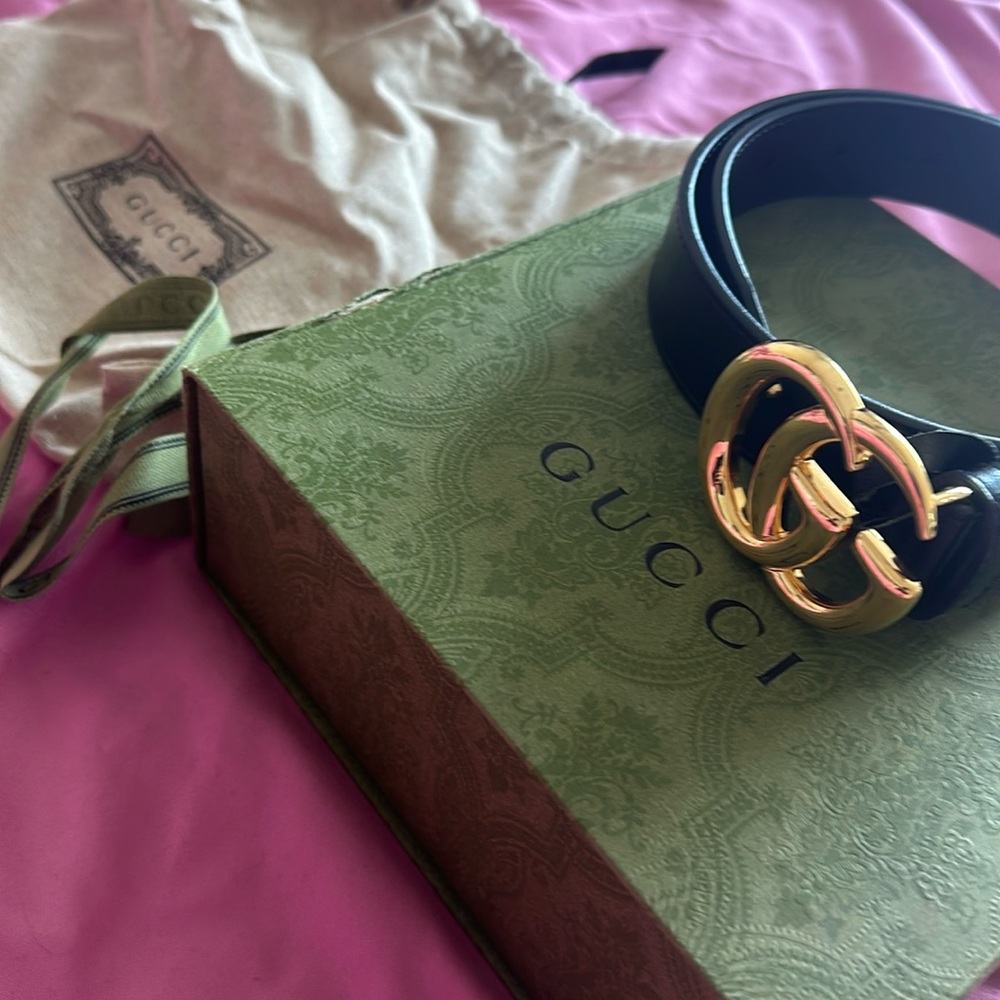 Gucci Belt in pristine condition original comes with a box, dustbag and ribbon - Picture 2 of 5